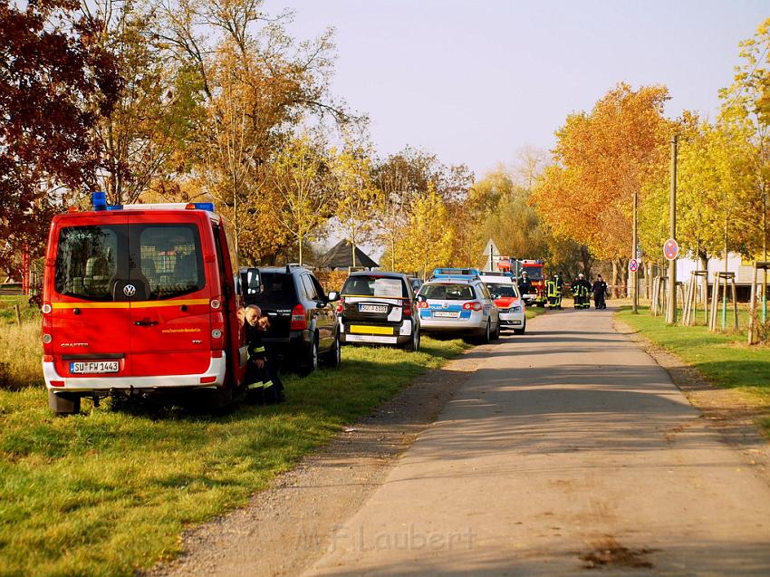 Kleinflugzeug abgestuerzt Sankt Augustin Meindorf P013.JPG